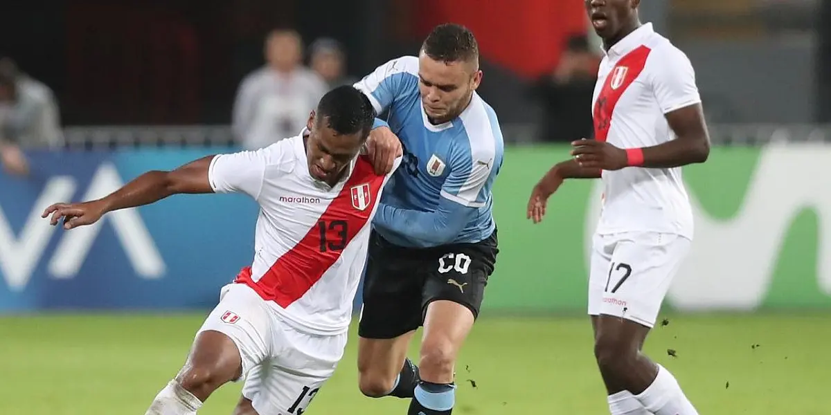 Aldo Corzo realizó reclamos a sus compañeros en la selección peruana