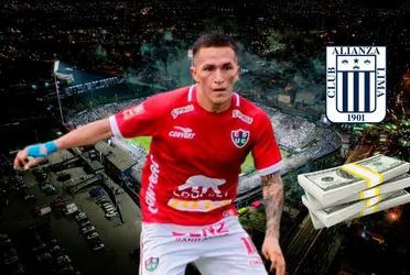 Cristian Neira con la camiseta de Alianza Lima.