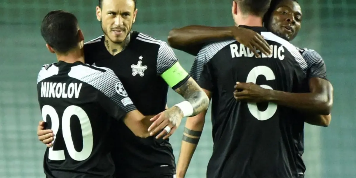 Defensor todavía no tiene chance en la Blanquirroja