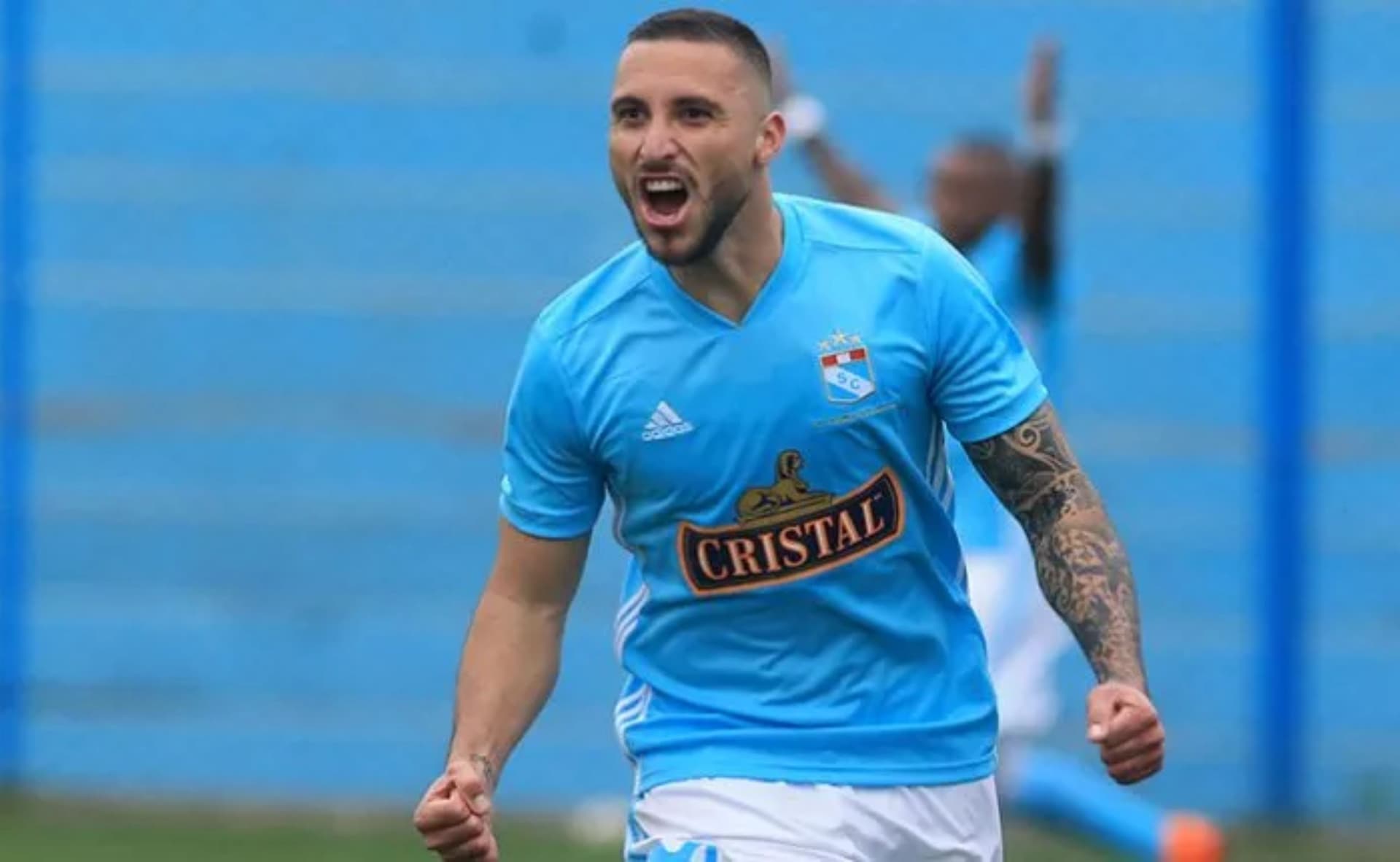 Delantero argentino y un golpe golpe que los hinchas ‘rimenses’ no esperaban