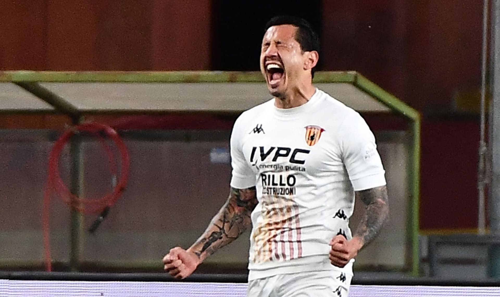 Delantero ítalo - peruano a fin de temporada buscaría nuevas oportunidades