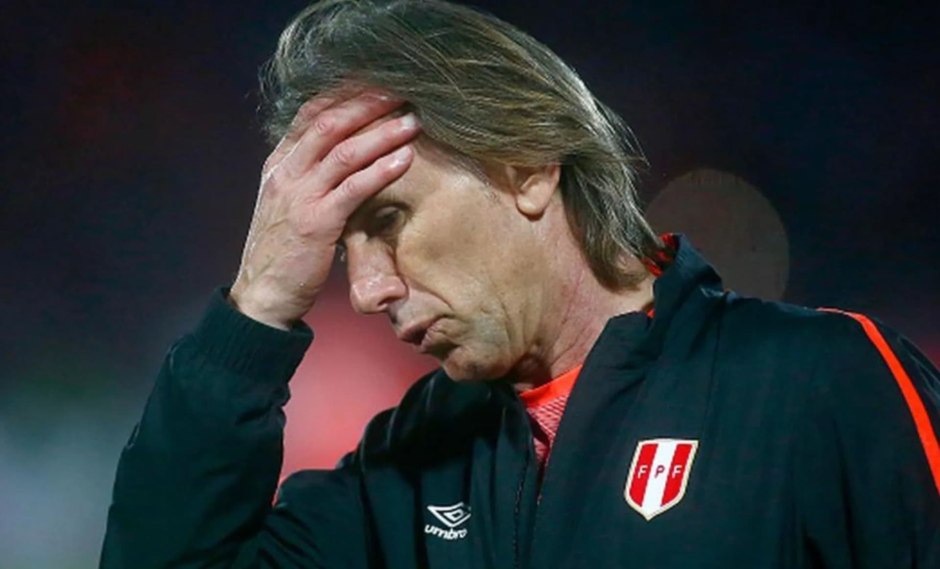 Desde Ecuador y un nuevo golpe que recibió el ex técnico de la Selección Peruana