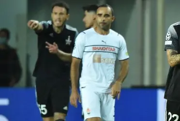 Dulanto jugó un partido más que aceptable y todo indica que es una opción en la defensa de Gareca.