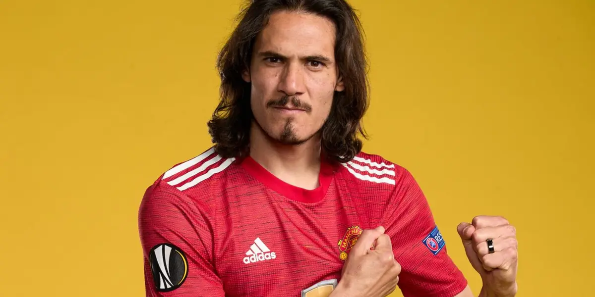 Edison Cavani con la camiseta del Manchester United (Foto: Manchester United)