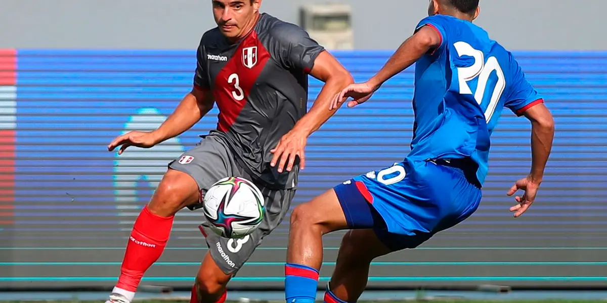 Edison Flores sigue haciendo agua en la Selección Peruana y los hinchas ya no lo quieren más