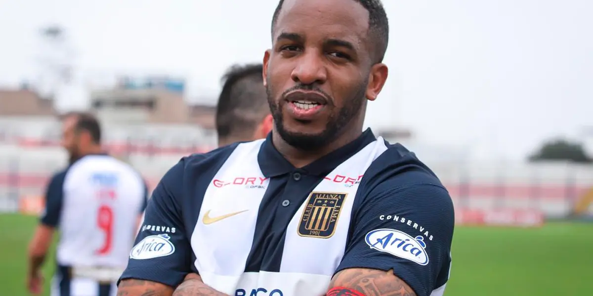 El atacante ‘blanquiazul’ hizo un pedido para los aficionados del club