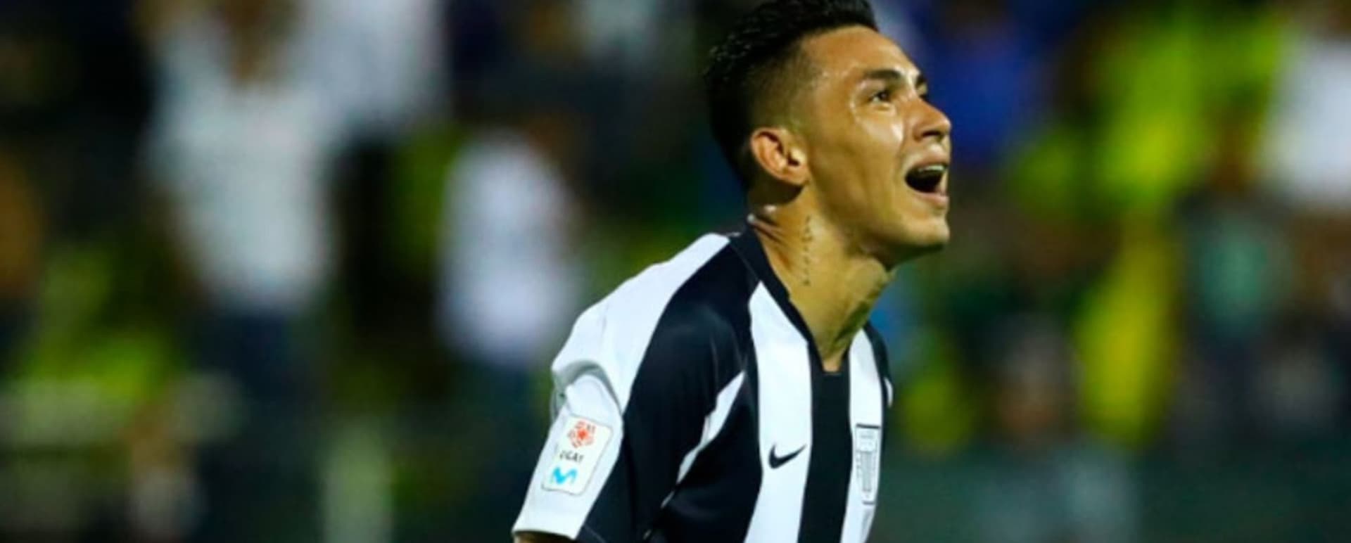 El atacante peruano nunca pudo consolidarse en ningún equipo que perteneció y fue protagonista de varios escándalos.