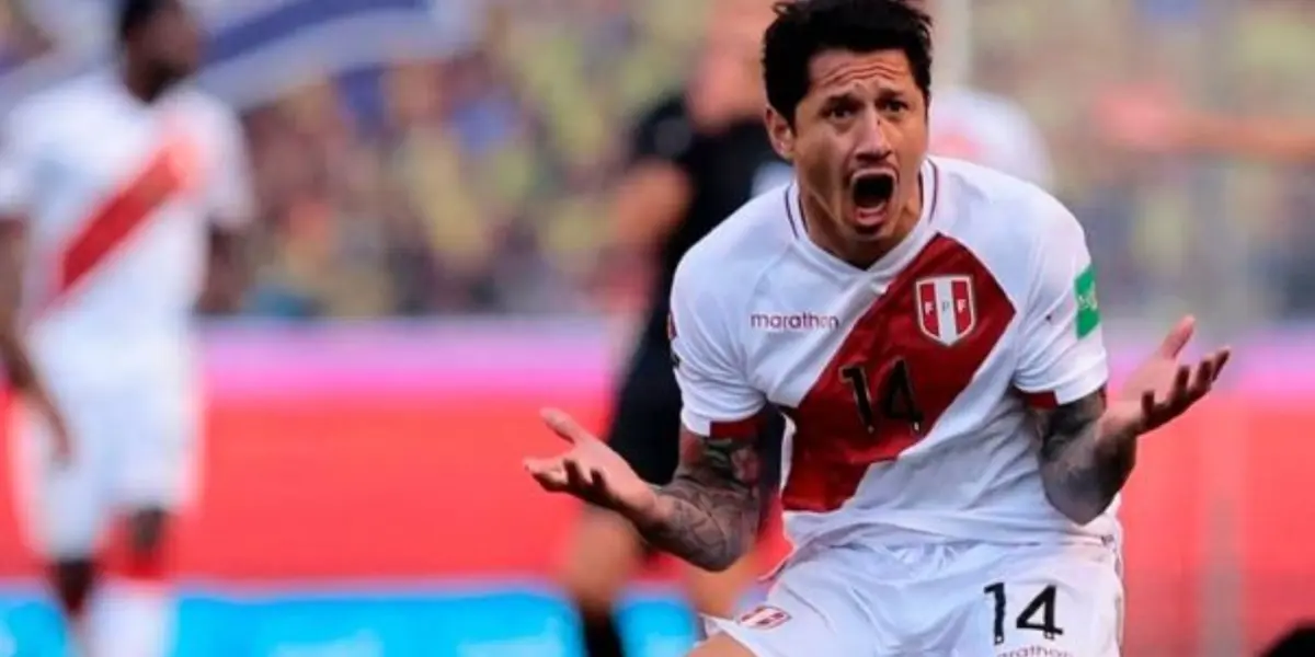 El comentarista italiano dejó en duda el juego peruano