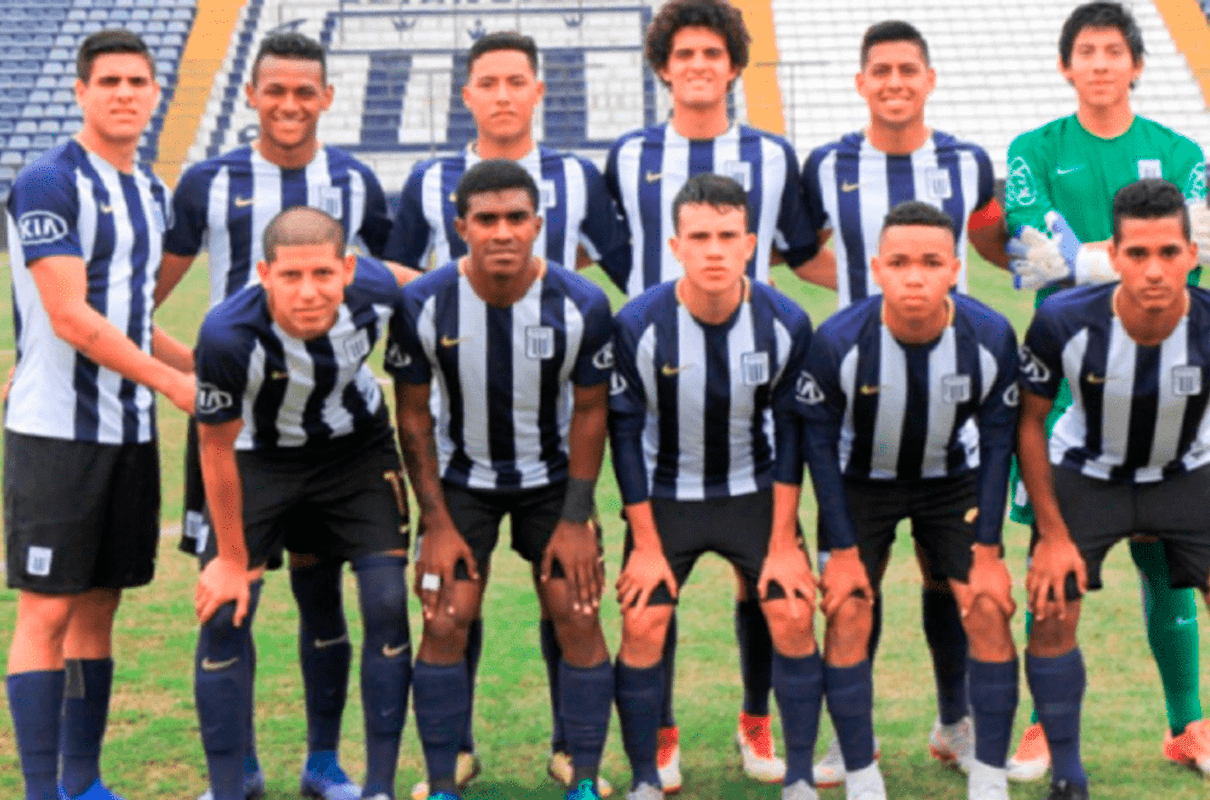 El cuadro blanquiazul se viene preparando y busca nuevas alternativas para el once titular