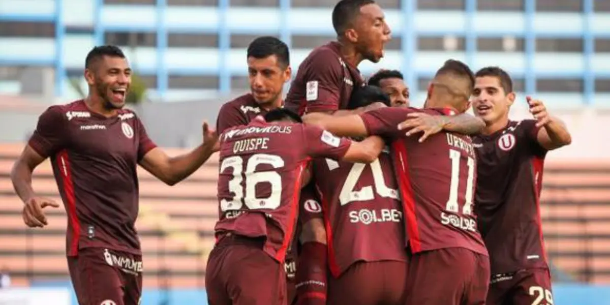 El cuadro crema recibió un reconocimiento por parte de la Liga 1 esta tarde