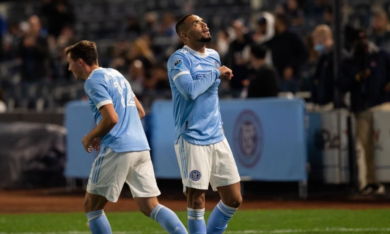 El defensa asegura que continuará en el New York City de la MLS