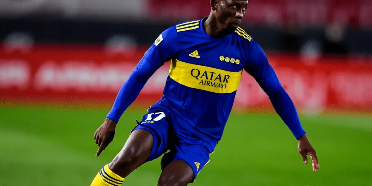 El defensor nacional no deja de recibir elogios tras su gran partido frente al Corinthians