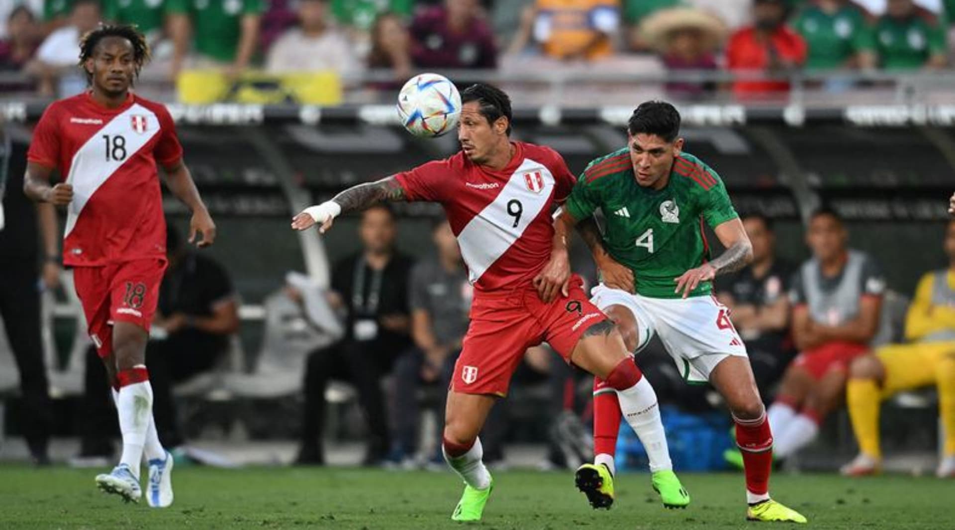 El delantero expresó su molestia luego de acabar el partido