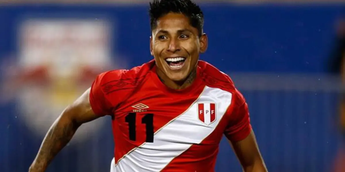 El delantero logró levantar el trofeo de la Concachampions