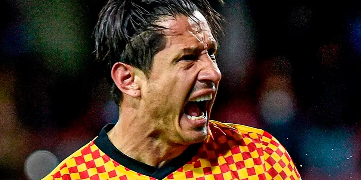 El delantero nacional no sabe hacer otra cosa que marcar con el cuadro de Benevento