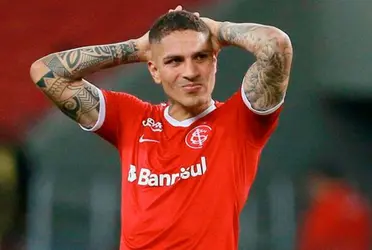 El delantero peruano no ve acciones en casi un mes.