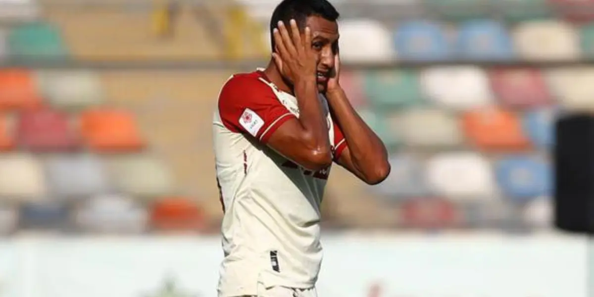 El delantero quería ser traspasado como sea del equipo