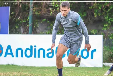 El delantero sigue sin anotar un gol con Alianza Lima.