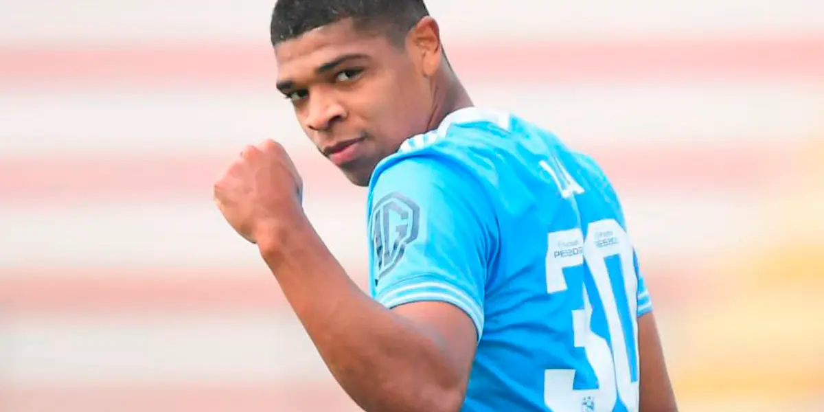 El delantero de Sporting Cristal no continuará su carrera en el Perú