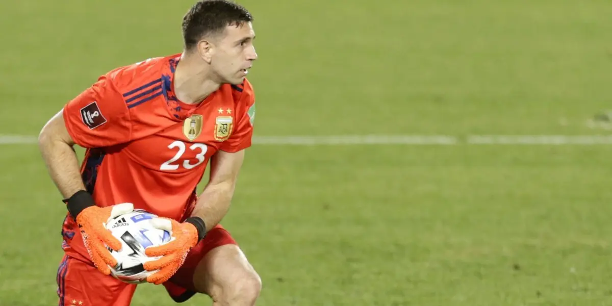 “El Dibu se lo come”, sonó en reiteradas ocasiones momentos antes de que Yoshimar Yotún pateara el penal.