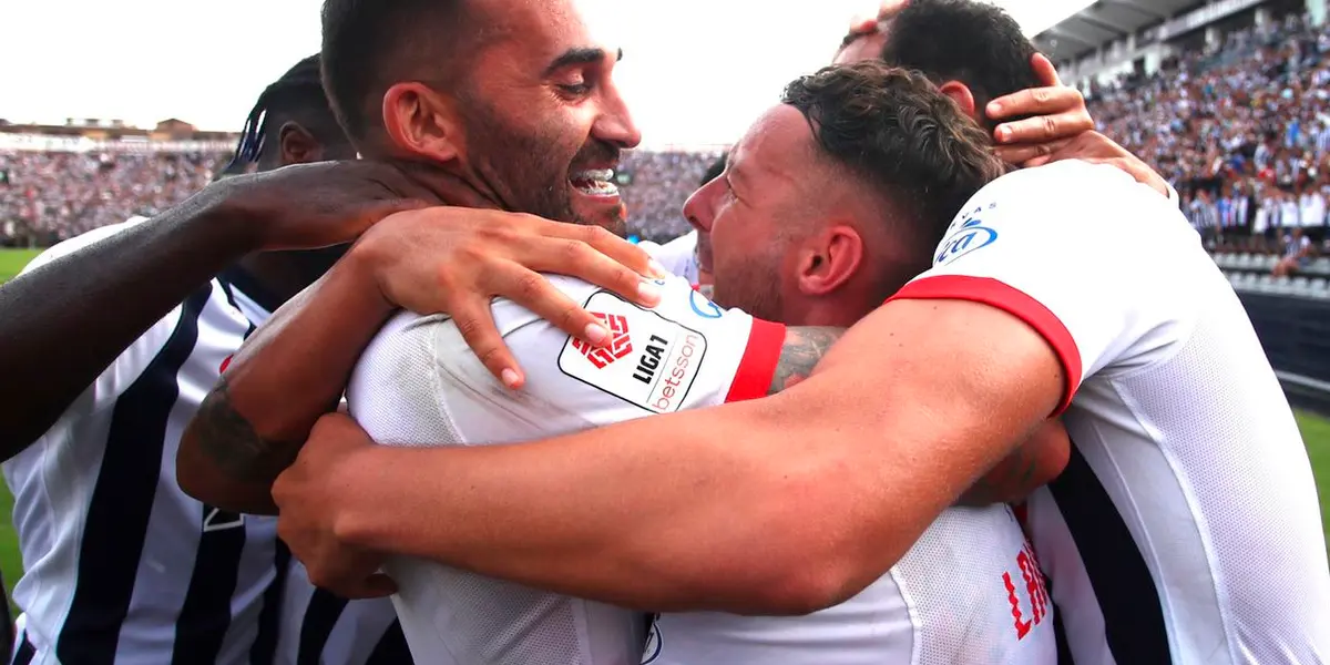 El elenco ‘blanquiazul’ todavía busca reforzarse a falta de poco para finalizar el mercado de fichajes