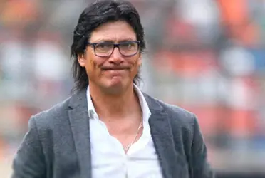 El entrenador argentino volverá a chocar contra el equipo que lo dejó en evidencia en la copa anterior.