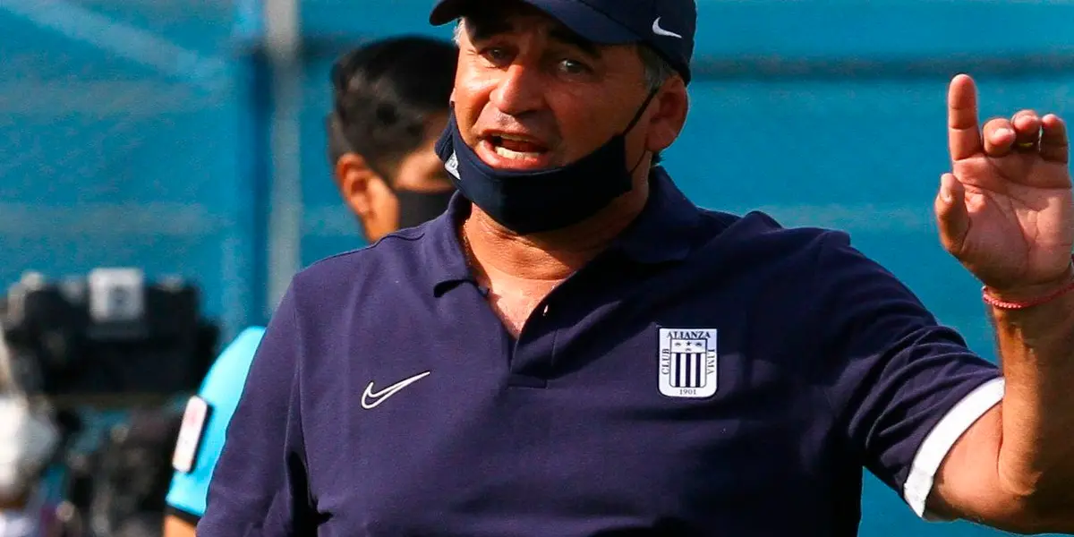 El entrenador ‘blanquiazul’ estaría contento con la llegada de un nuevo golero