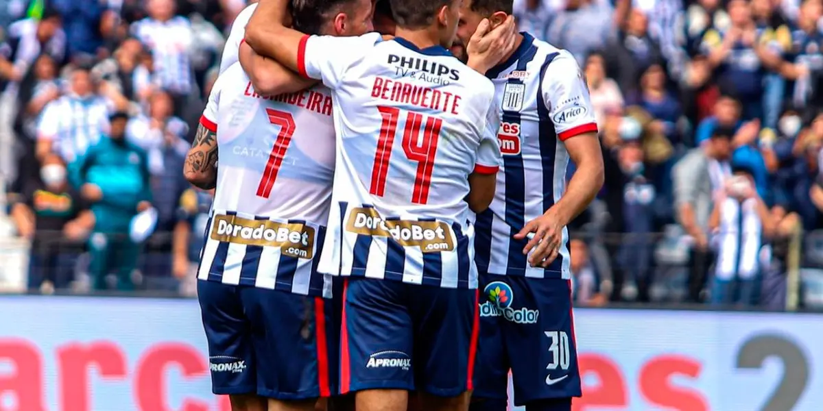 El entrenador Carlos Bustos fue destituido del puesto y varios jugadores de Alianza Lima podrían volver a jugar