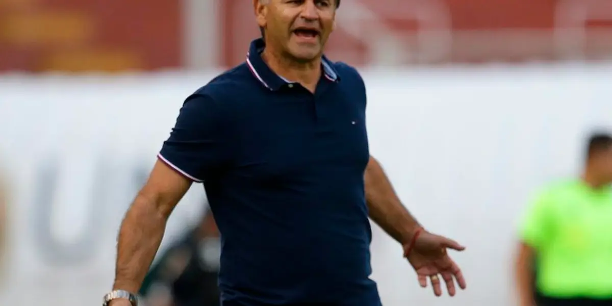 El entrenador no encuentra un arquero para el 2022