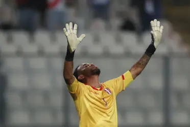 El equipo colombiano busca hacerse con los servicios del arquero peruano.