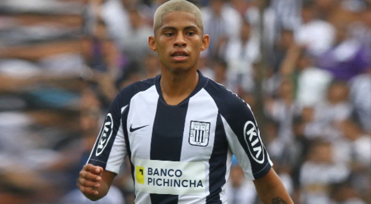 El ex Alianza Lima atraviesa un momento difícil en su carrera que afectó ya a su valor en el mercado.