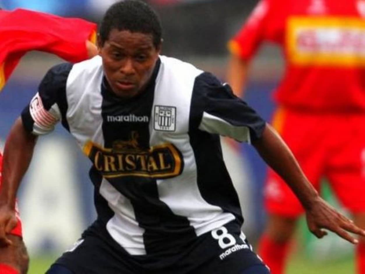 El ex capitán íntimo