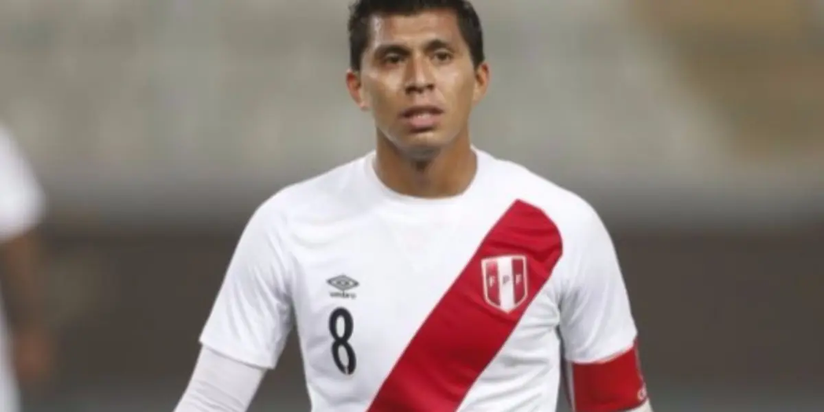 El ex futbolista de la Selección Peruana jugará la Copa Leyendas