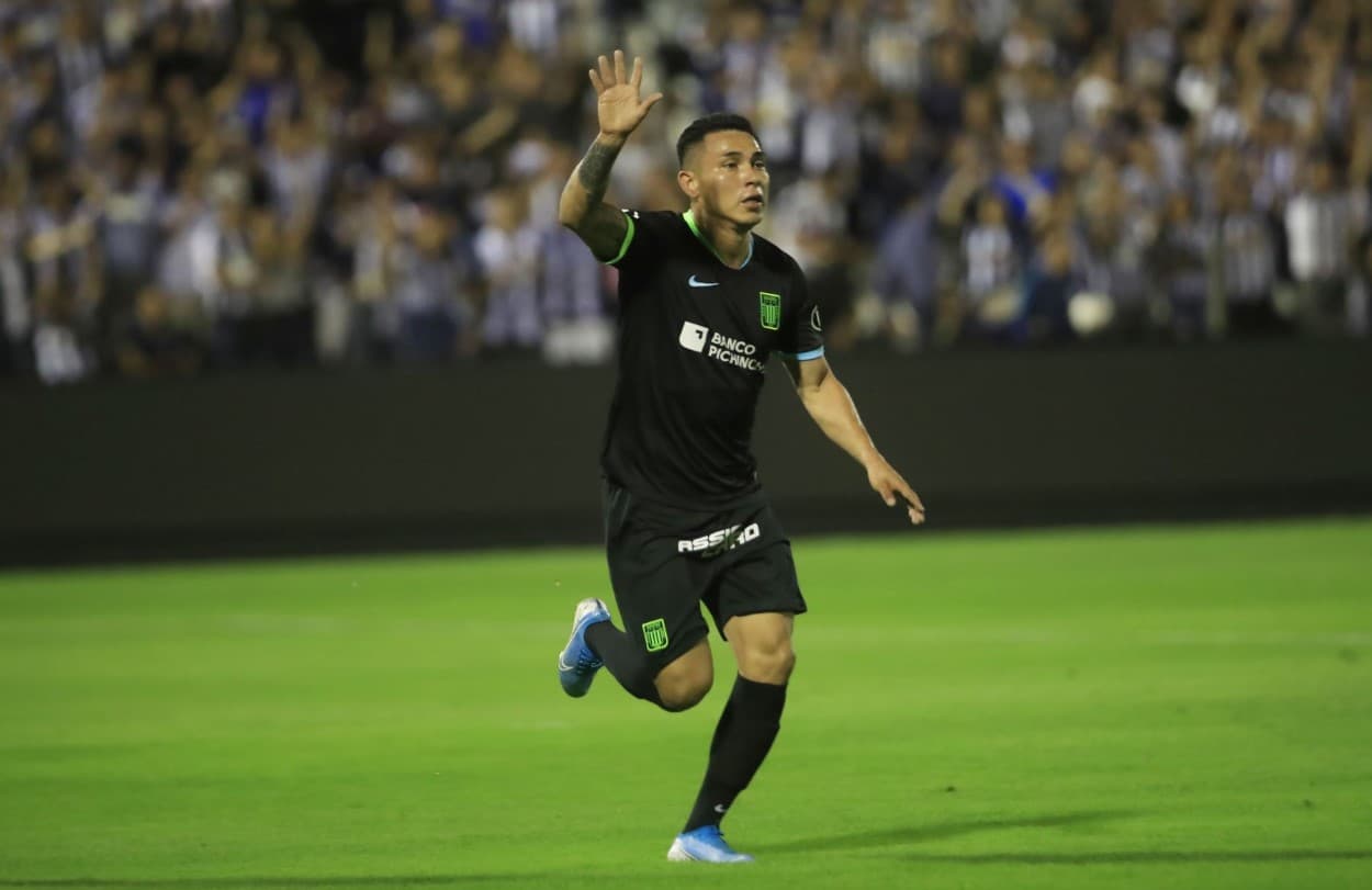 El ex futbolista tiene una alternativa que lo mantiene ligado al deporte, pero amateur
