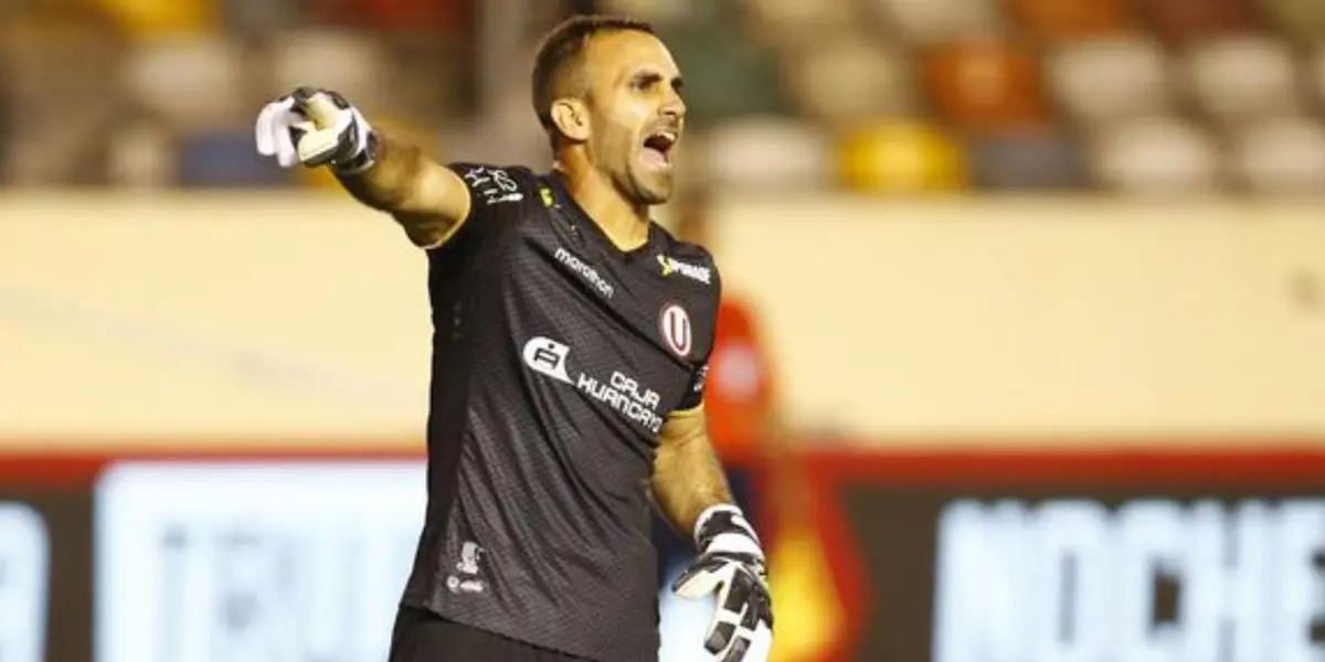 El golero crema se enojó con sus compañeros por error en defensa