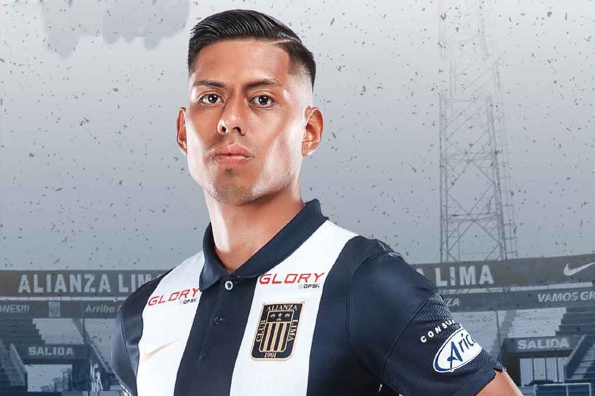 El joven potrillo decepcionó en su último partido y en Alianza le estaría buscando reemplazo.