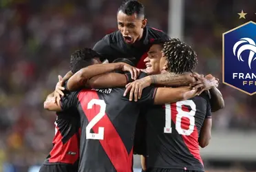 El jugador peruano pudo jugar por la campeón del mundo pero se decidió por la Blanquirroja