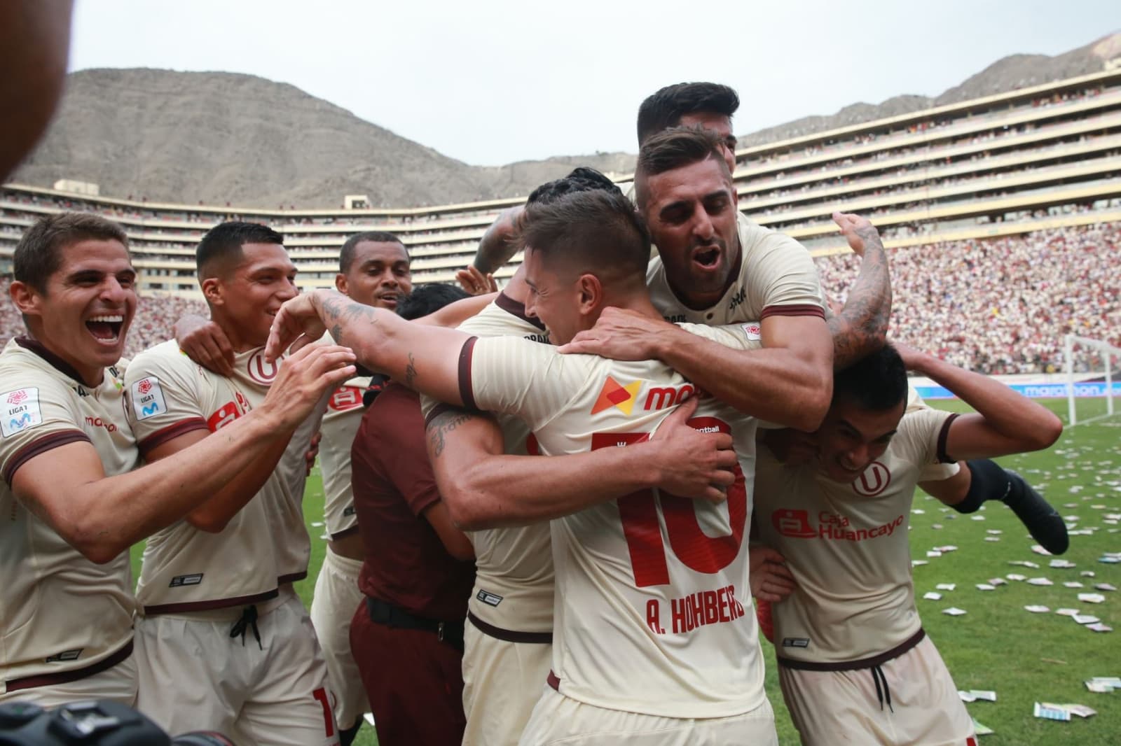 El jugador que fue sacado por la ventana de Universitario y ahora regresa a Perú para demostrar todo su talento.