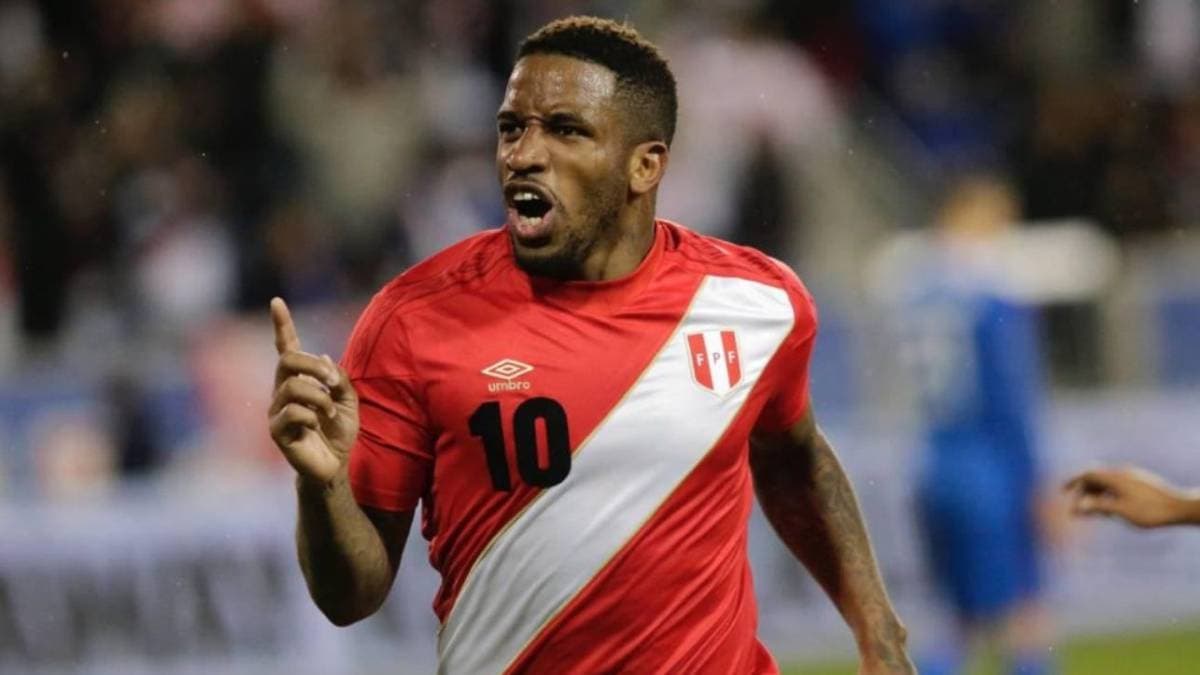 El jugador que llegó a la Liga 1 empezó su carrera desde abajo jugador de futsal y en la Copa Perú, ahora es una de las promesas del fútbol peruano y gana como un crack profesional