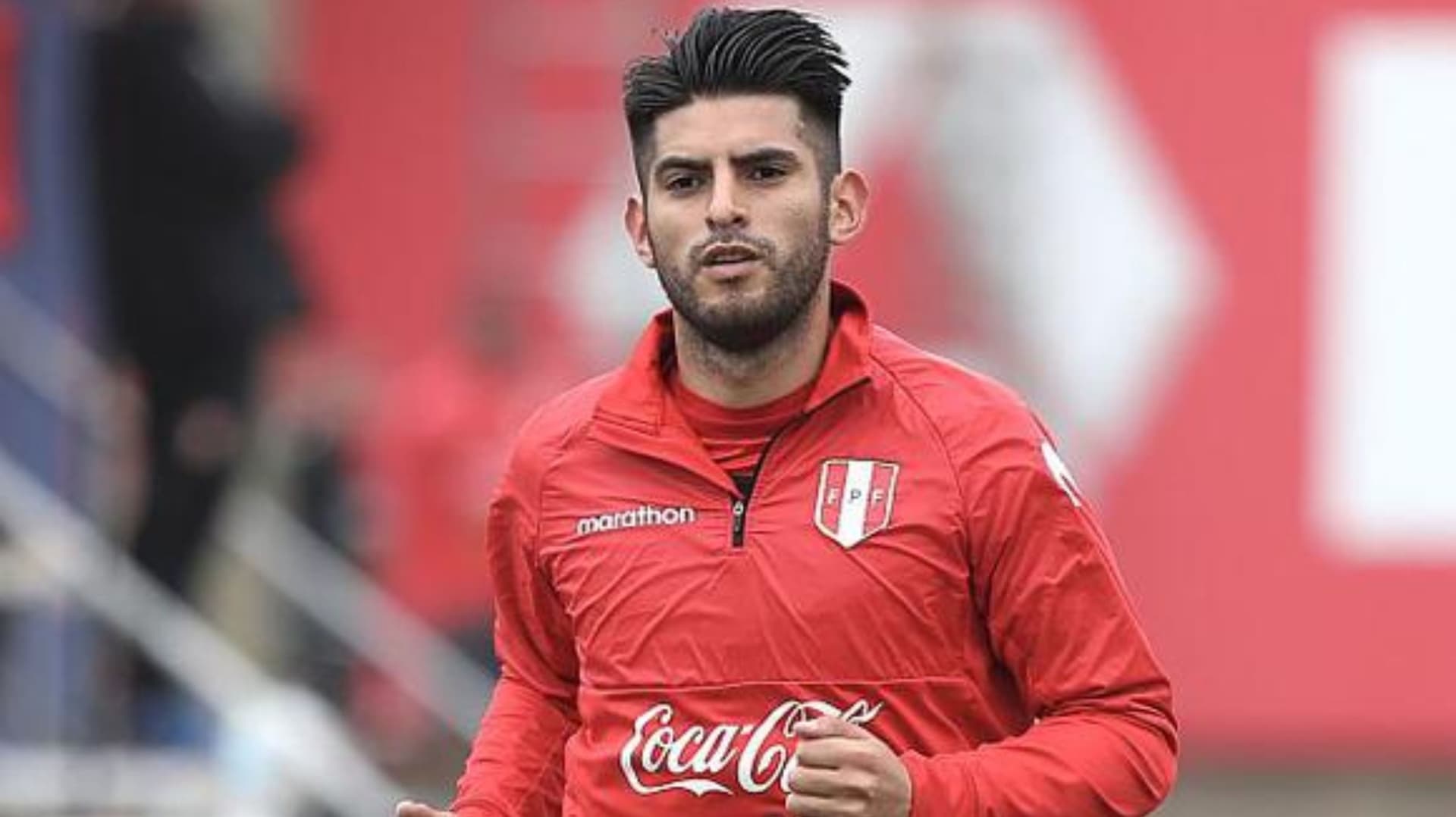 El jugador se muere por vestir la camiseta peruana