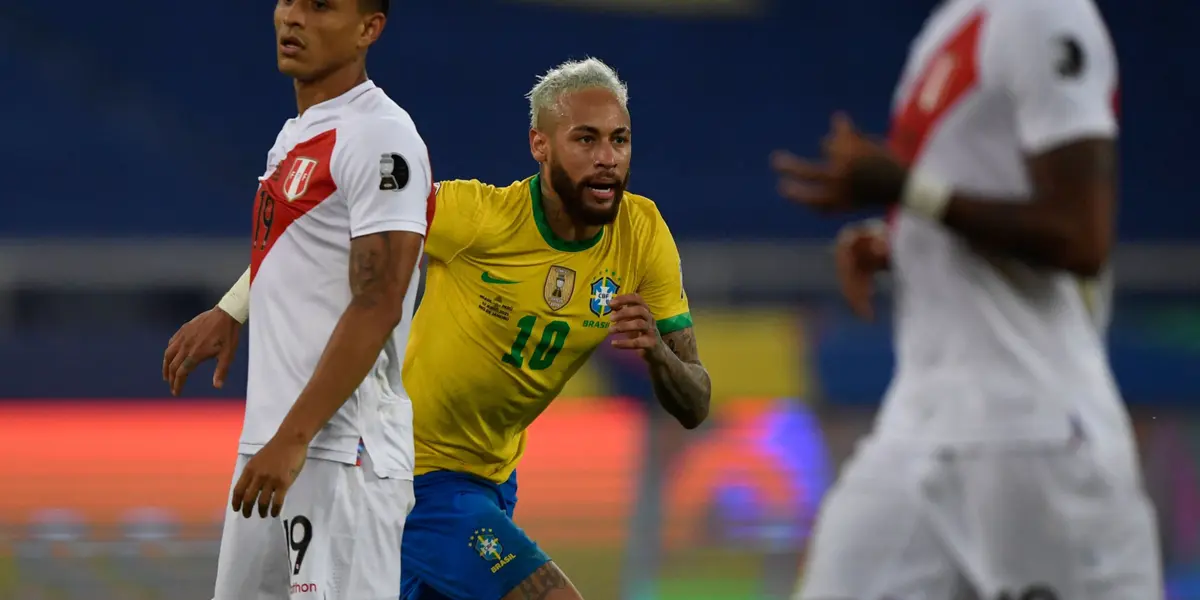 El jugador tuvo un encuentro de palabras con el astro brasileño