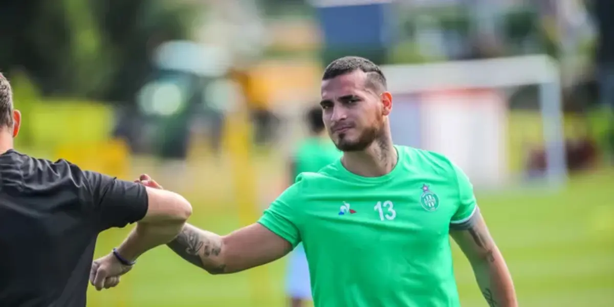 El lateral ha estado en el gramado en los últimos tres partidos