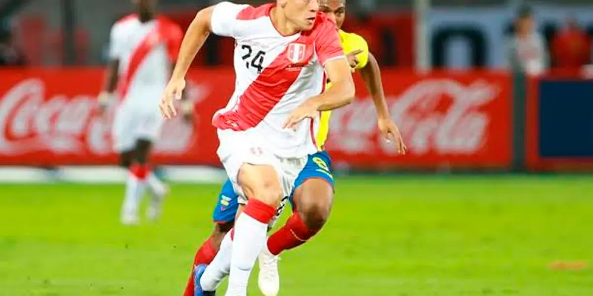 El mediocampista de Alianza Lima no pudo dejar de admirar el gran talento del ítalo-peruano