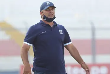 El nuevo crack peruano que sorprende a Carlos Bustos.