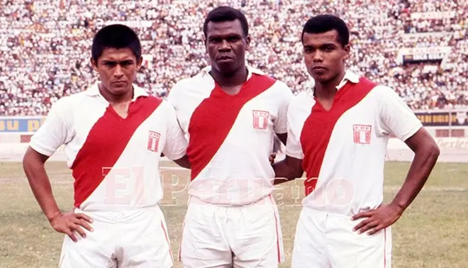 El Périco León falleció pero dejó un gran legado en el fútbol peruano como el mejor 9 de la historia.