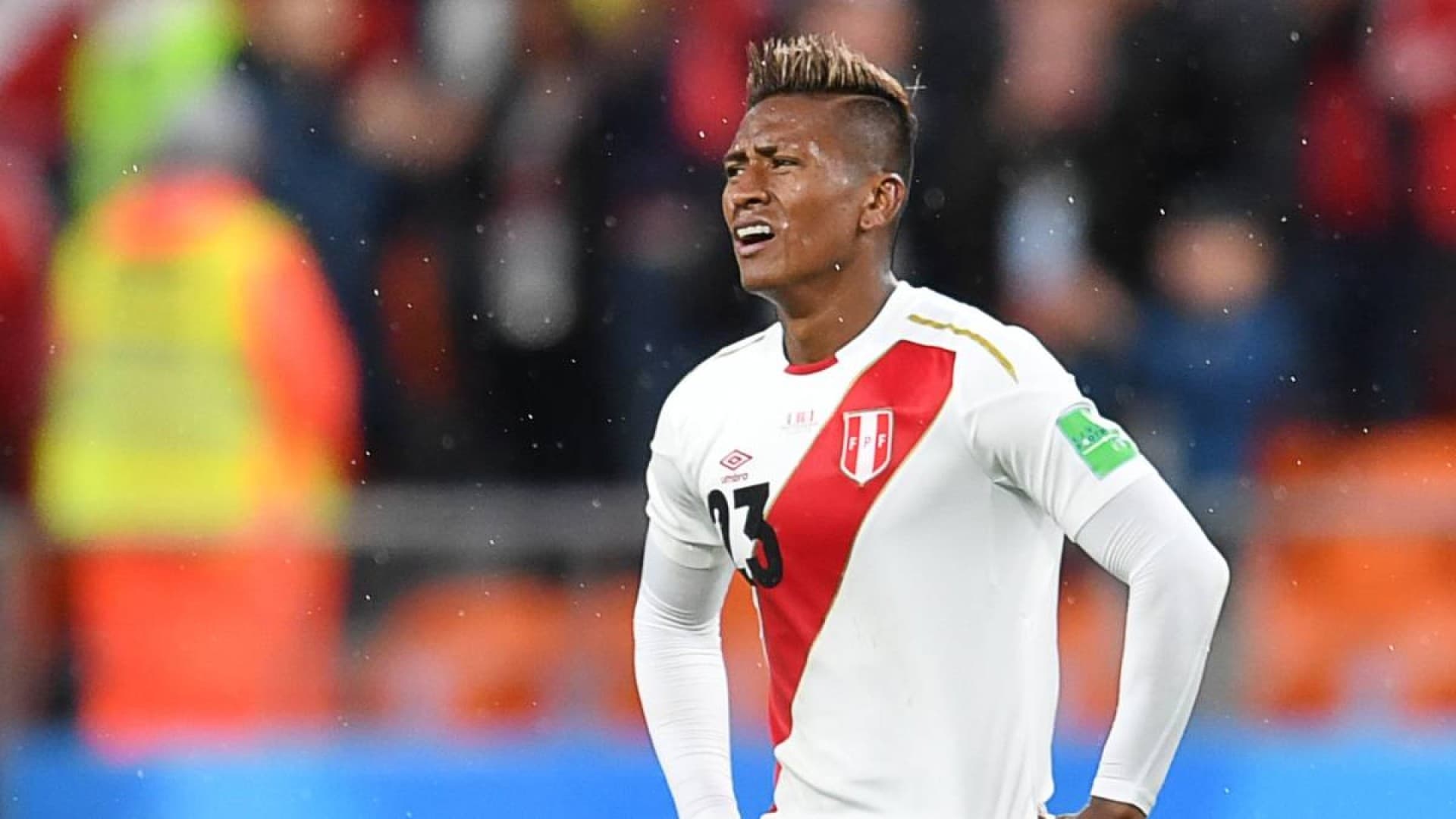 El peruano era uno de los que más esperaba tener minutos ante Venezuela, pero una nueva lesión se lo impidió.
