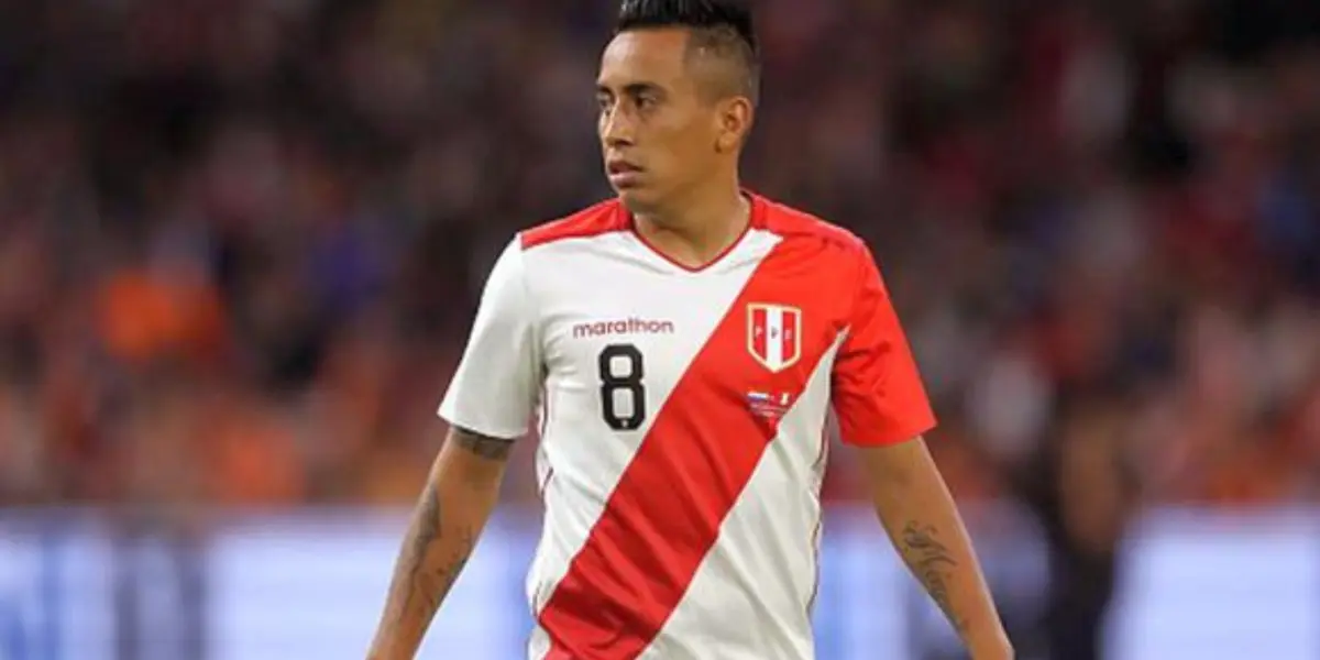 El peruano estaría teniendo molesto a Ricardo Gareca