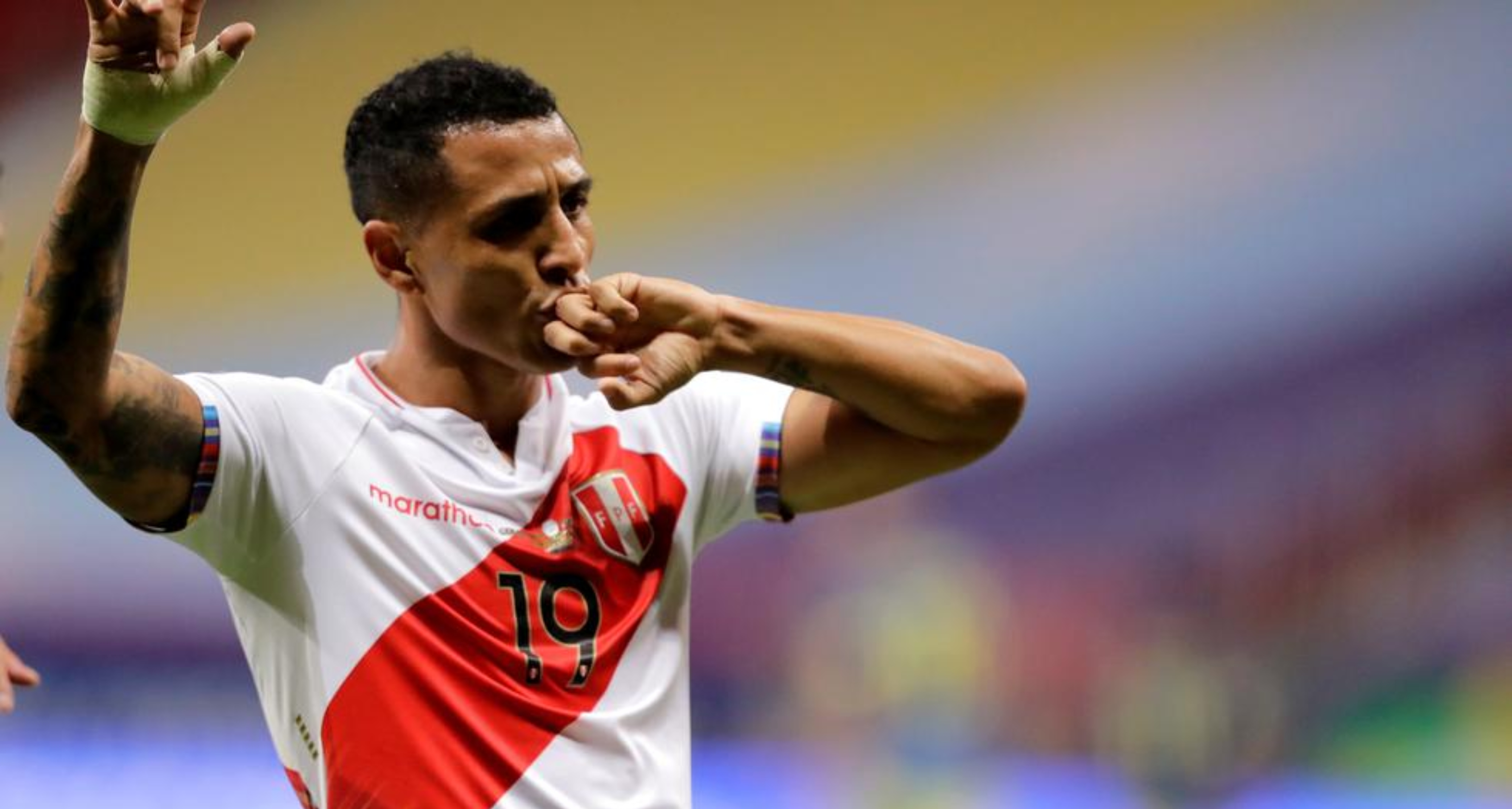 El peruano estaría viviendo la vida de rey que tanto deseó