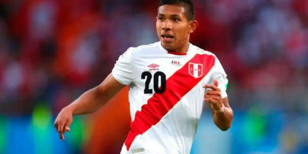 El peruano habría mentido para empezar su carrera profesional