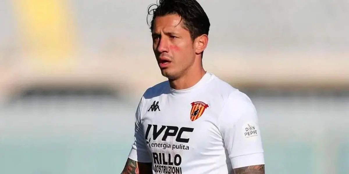 El peruano llegó tocado a su equipo después de jugar con Perú